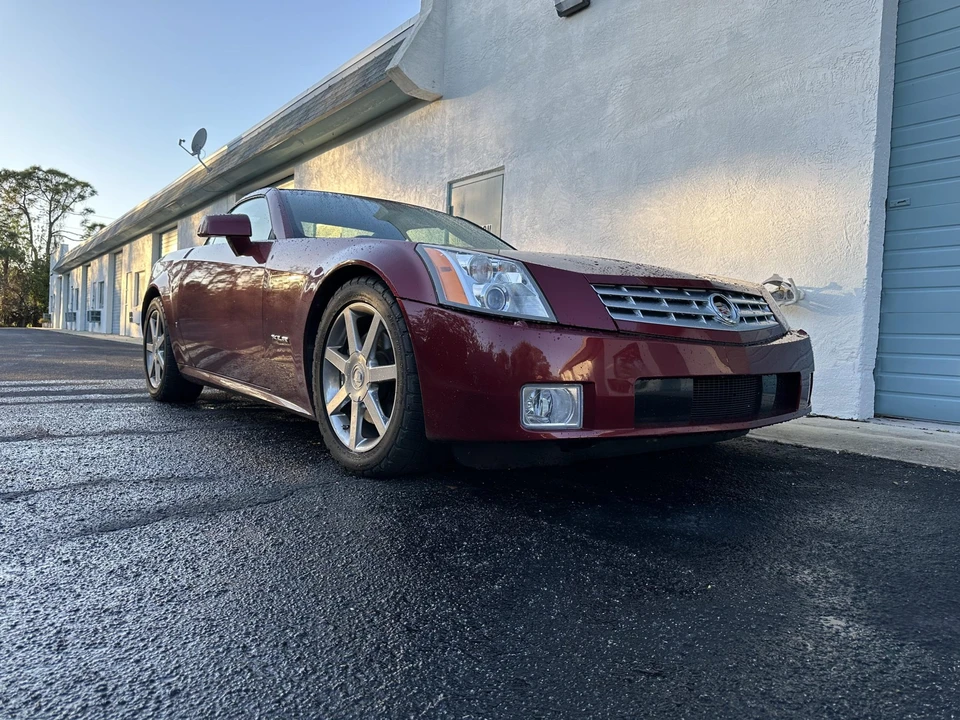 2007 Cadillac XLR - Image 19 of 31