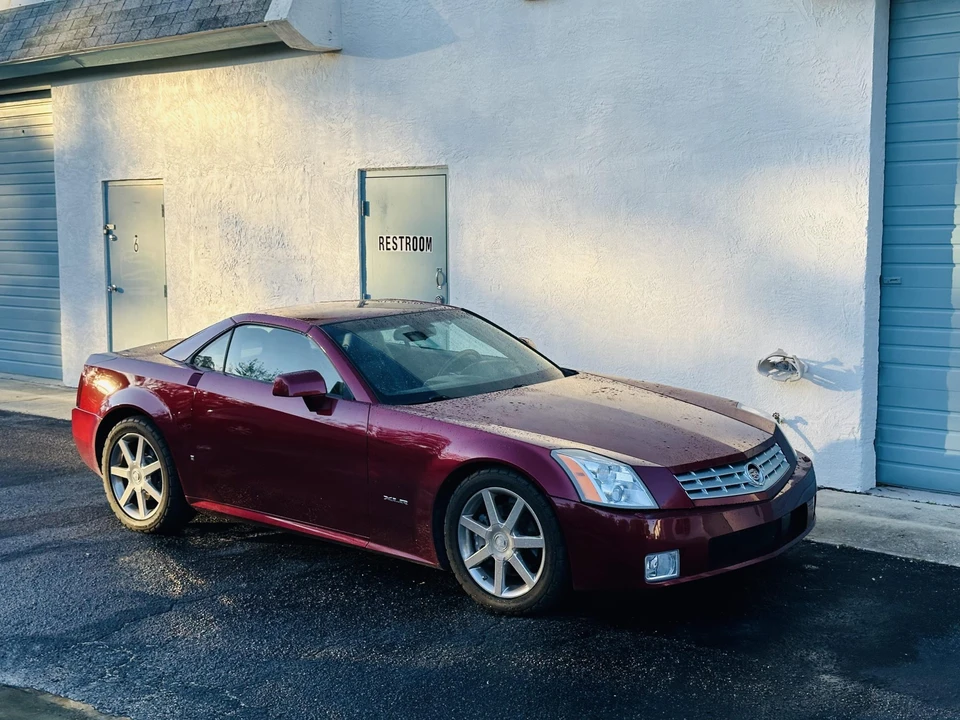2007 Cadillac XLR - Image 18 of 31