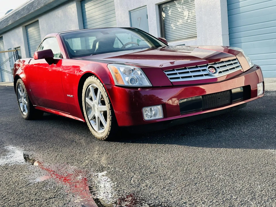 2007 Cadillac XLR - Image 22 of 31