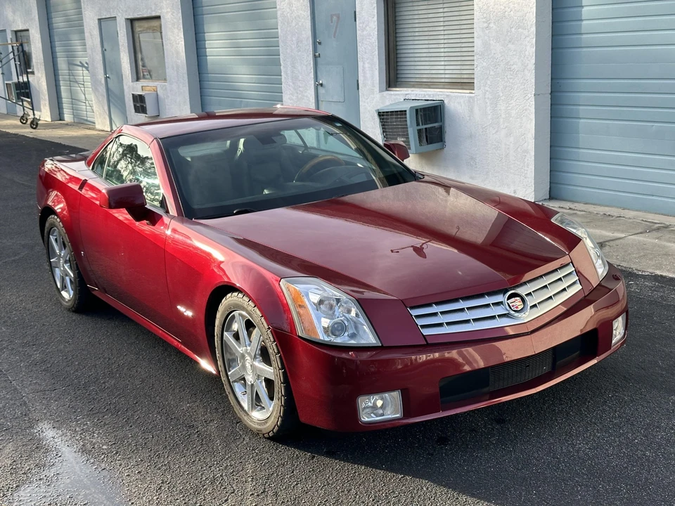 2007 Cadillac XLR - Image 21 of 31