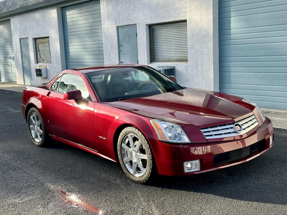 2007 Cadillac XLR - Image 20 of 31