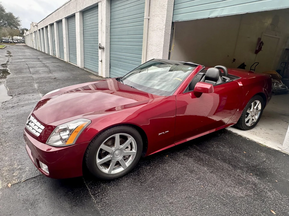 2007 Cadillac XLR - Image 27 of 31