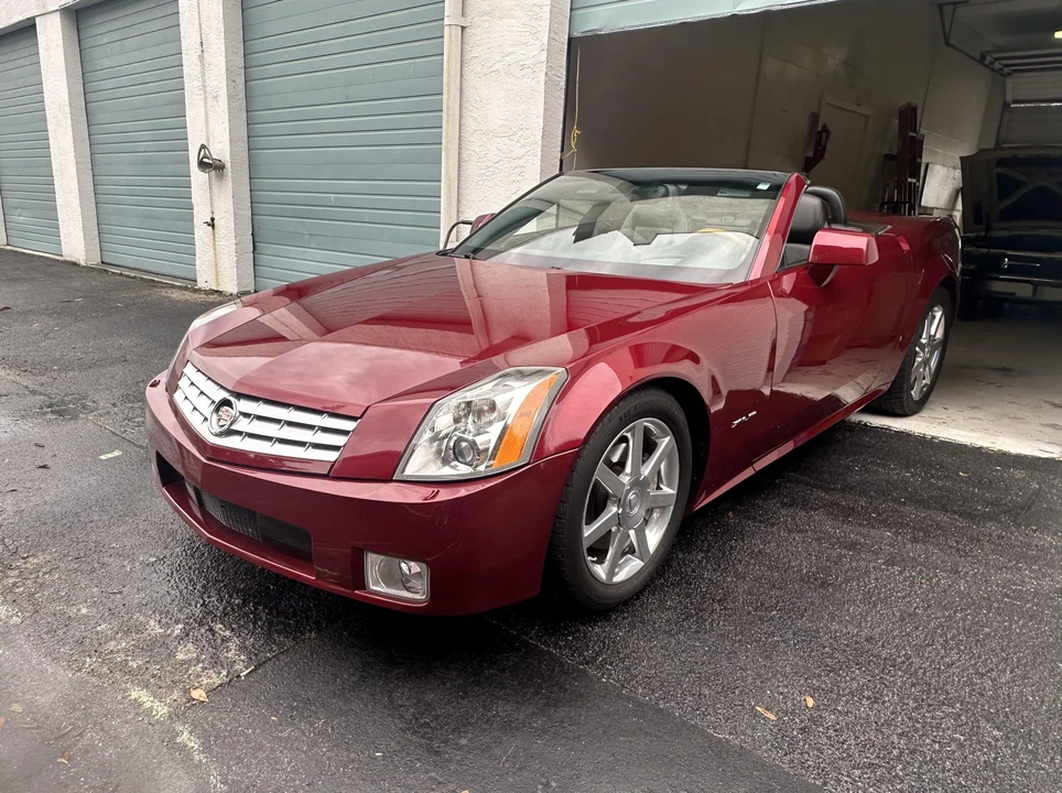 2007 Cadillac XLR - Image 25 of 31