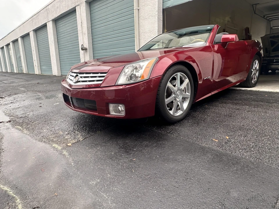 2007 Cadillac XLR - Image 26 of 31