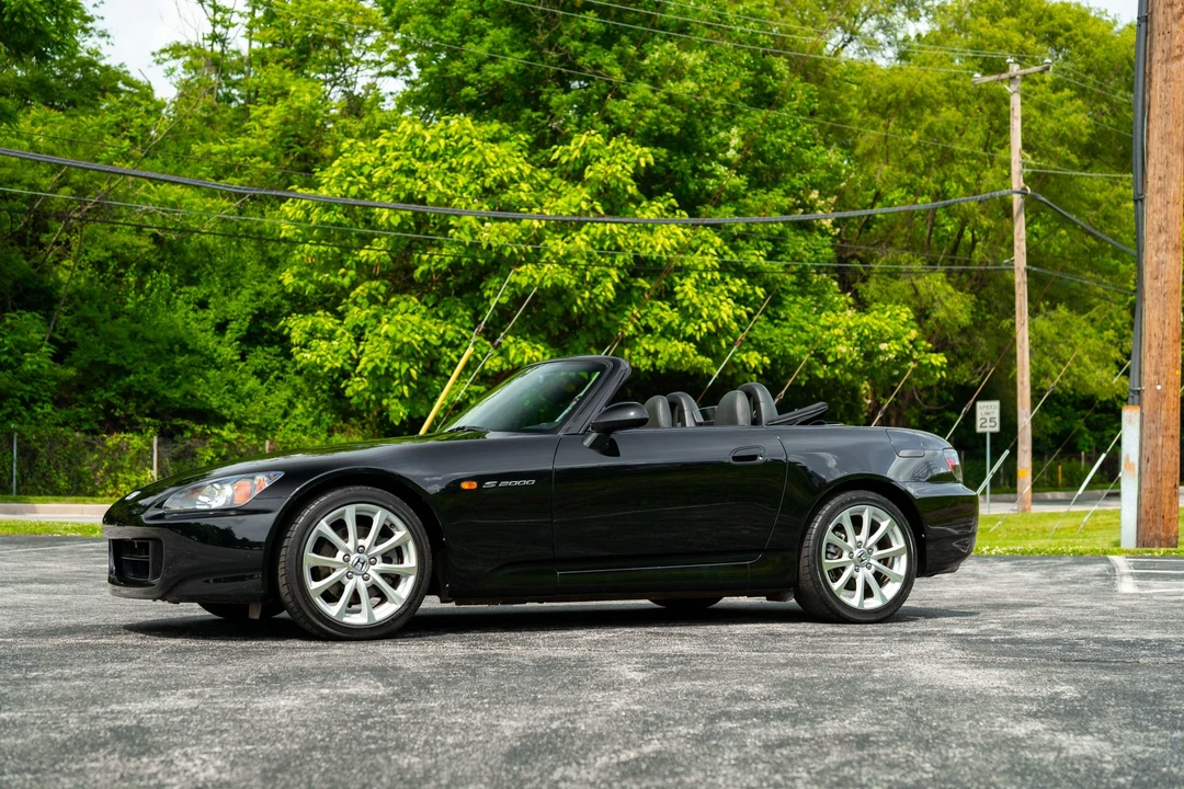 2007 Honda AP2 S2000 - Image 2 of 31