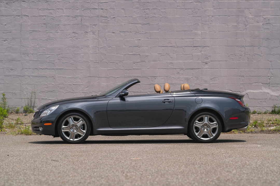 2007 Lexus SC430 - Image 9 of 31