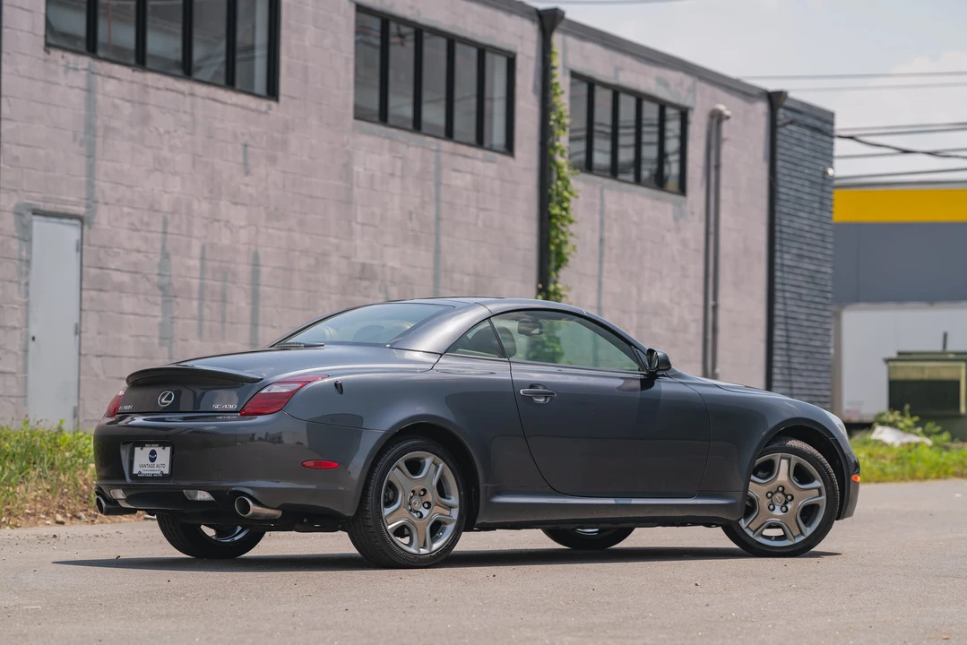2007 Lexus SC430 - Image 18 of 31