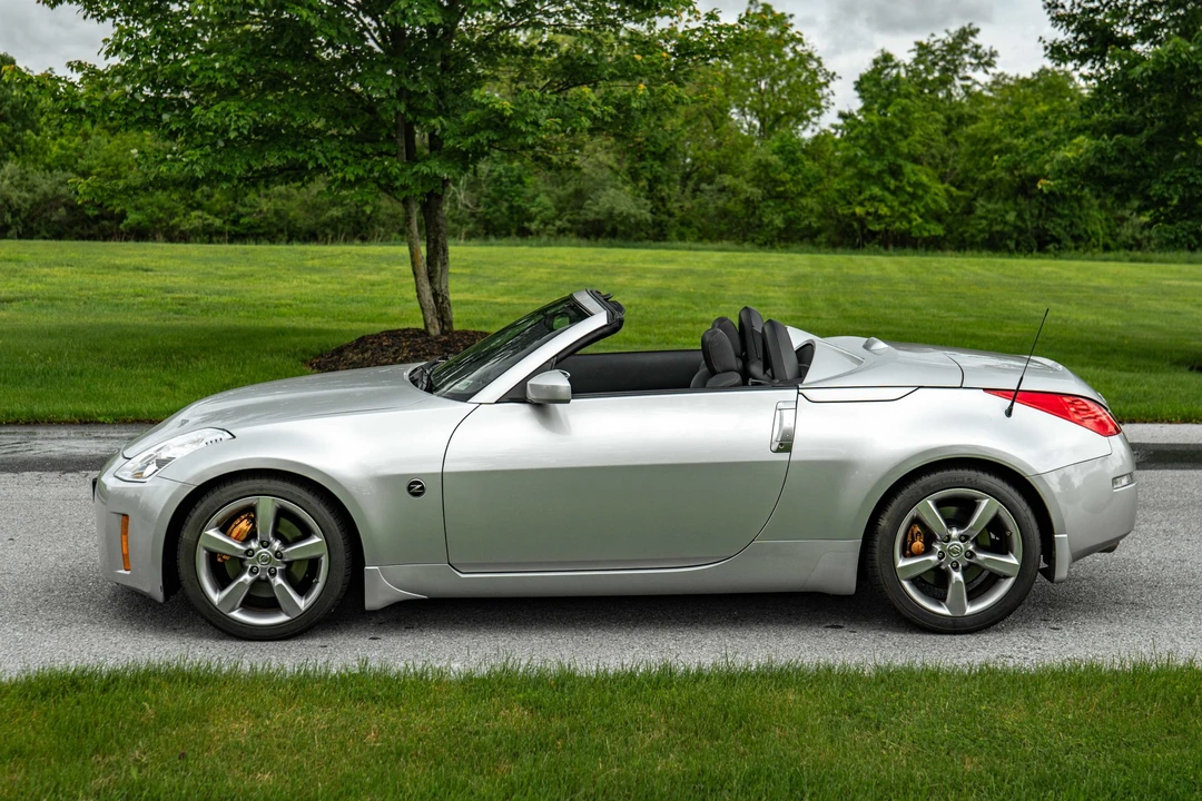 2007 Nissan 350Z 5th Gen - Image 25 of 31