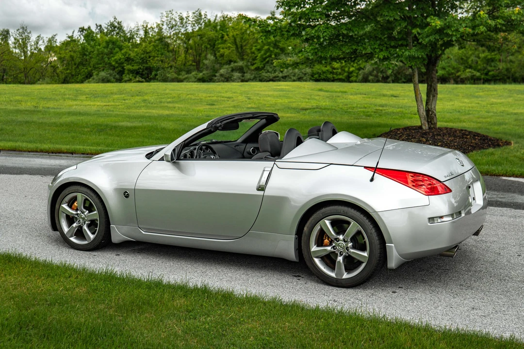 2007 Nissan 350Z 5th Gen - Image 23 of 31
