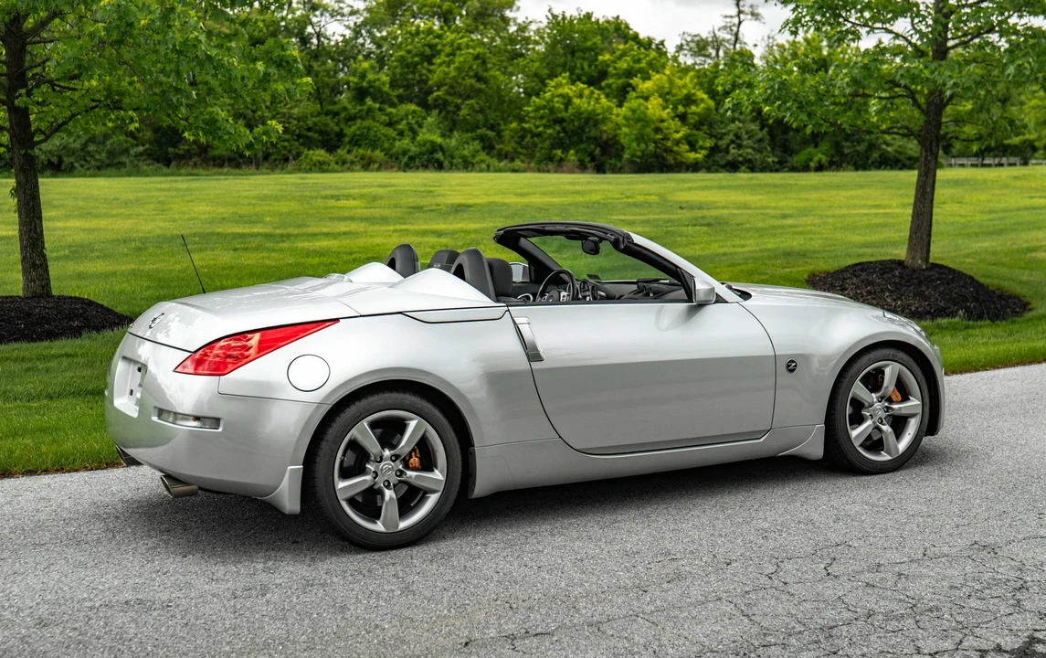 2007 Nissan 350Z 5th Gen - Image 11 of 31