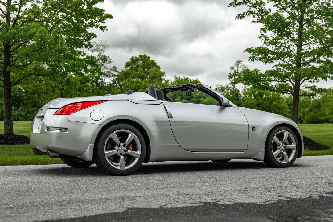 2007 Nissan 350Z 5th Gen - Image 10 of 31