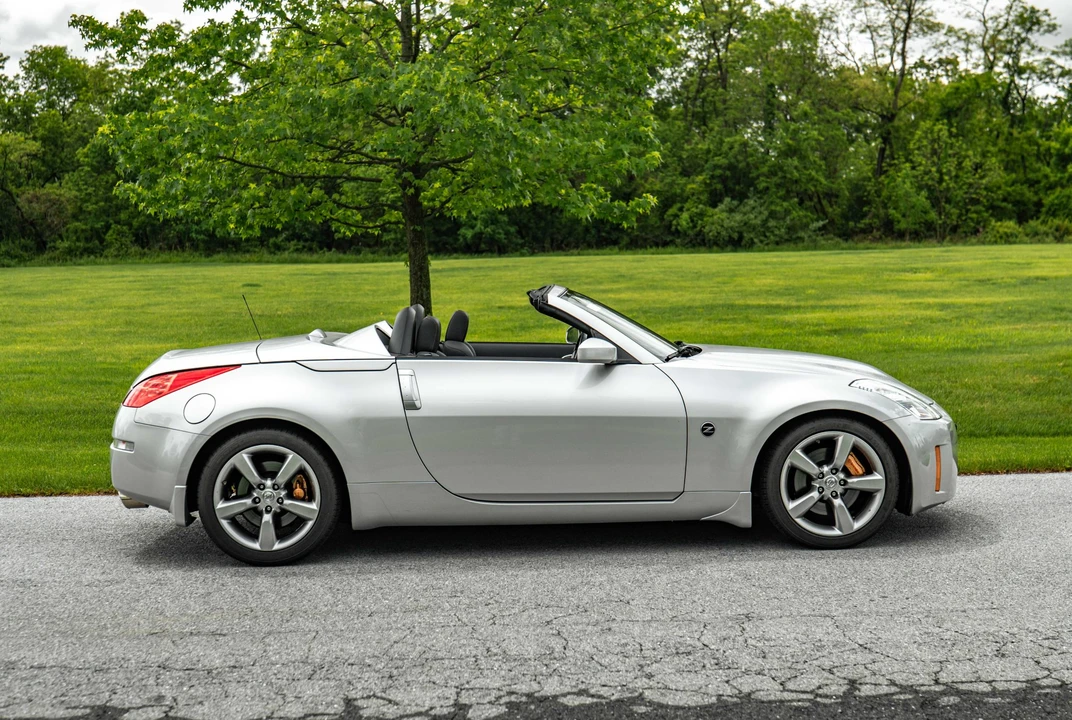 2007 Nissan 350Z 5th Gen - Image 9 of 31