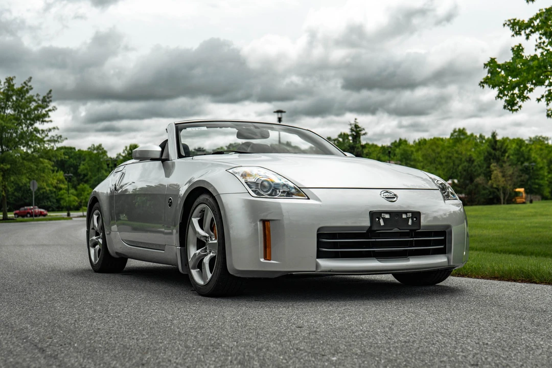 2007 Nissan 350Z 5th Gen - Image 2 of 31