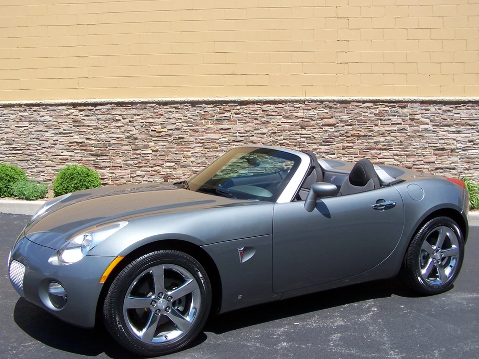 2007 Pontiac Solstice - Image 9 of 31