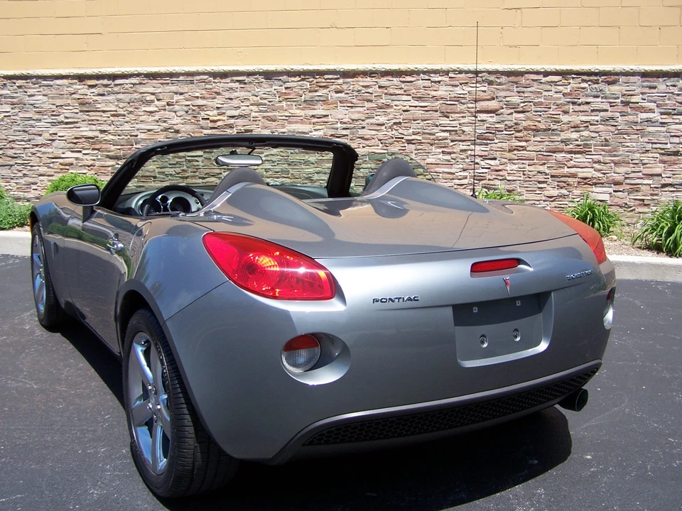 2007 Pontiac Solstice - Image 20 of 31