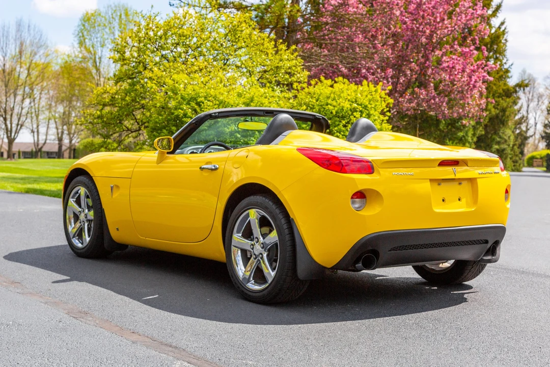2007 Pontiac Solstice GXP - Image 18 of 31