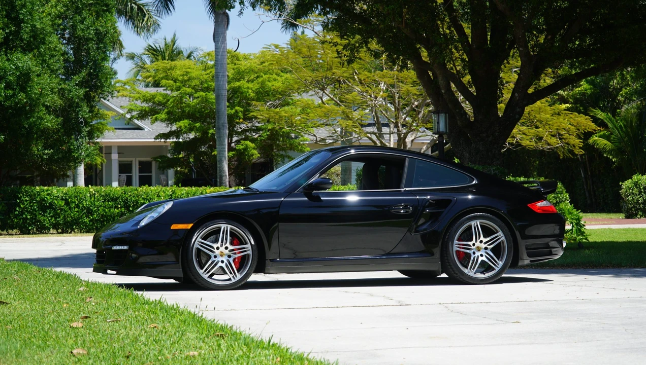 2007 Porsche 997 Turbo - Image 2 of 31