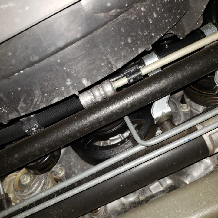 2007 Saturn Sky - Image 24 of 27