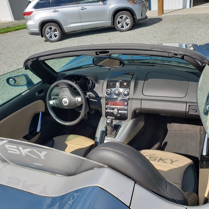 2007 Saturn Sky - Image 20 of 27