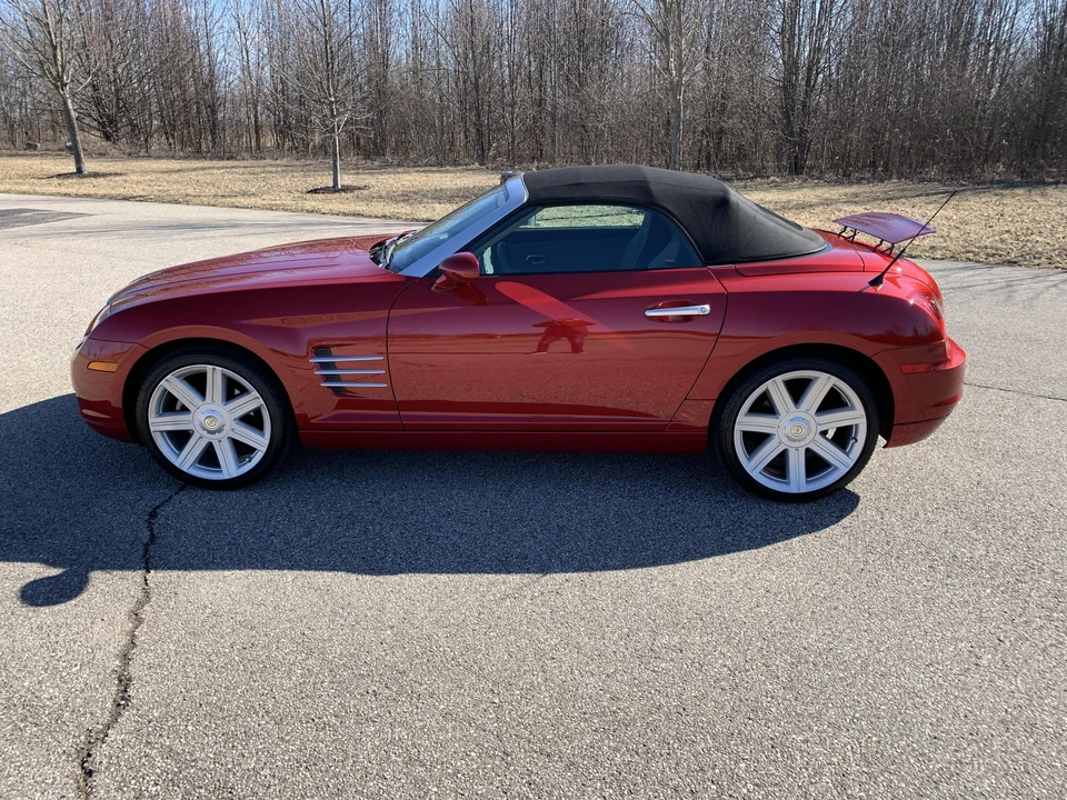2008 Chrysler Crossfire - Image 8 of 31