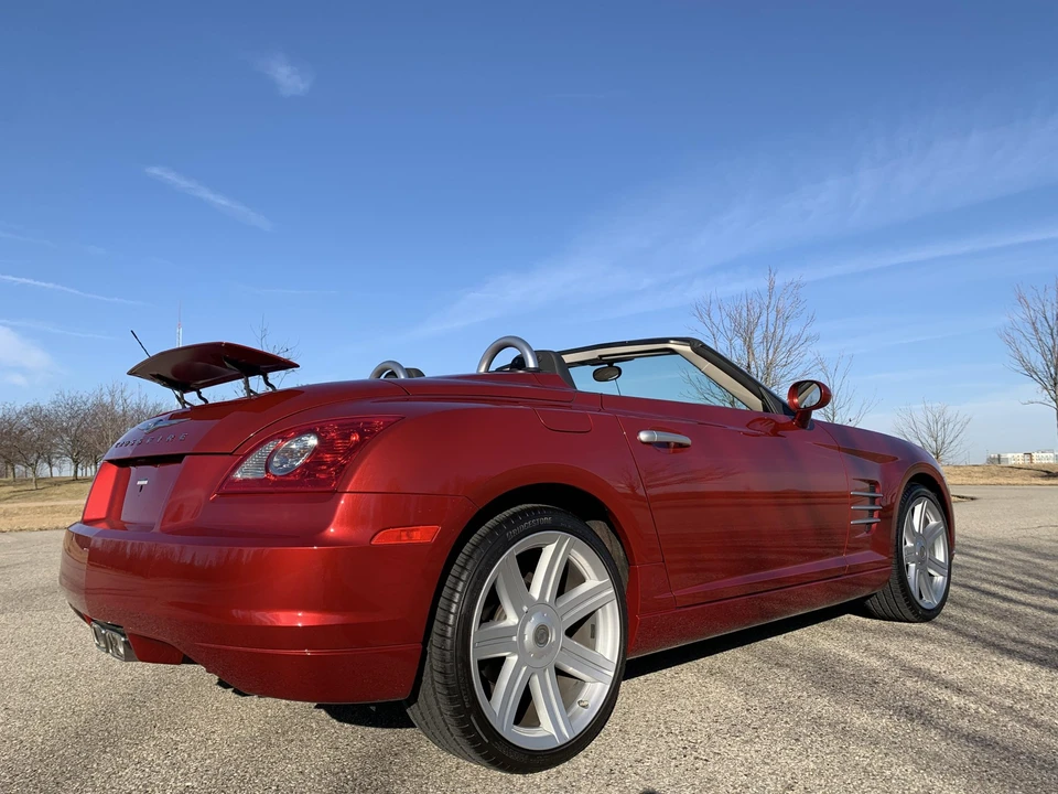 2008 Chrysler Crossfire - Image 22 of 31
