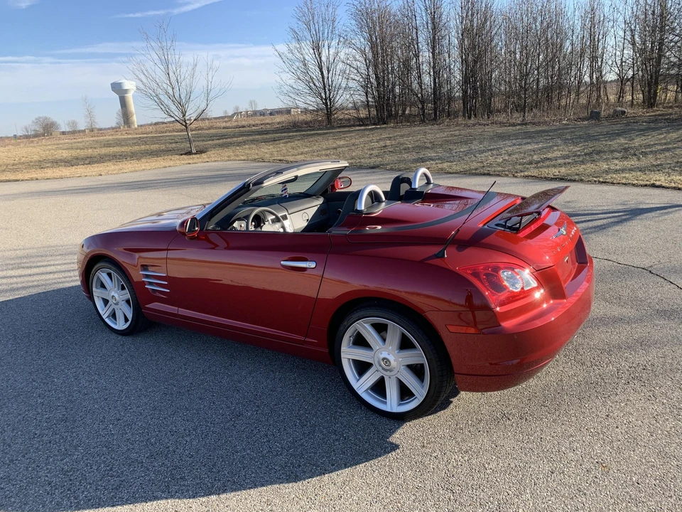 2008 Chrysler Crossfire - Image 11 of 31