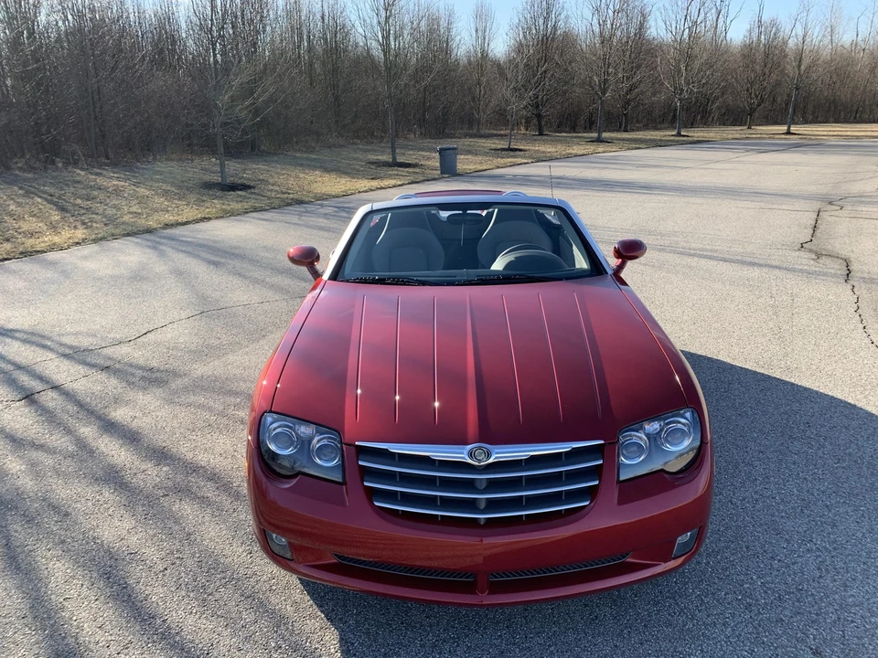 2008 Chrysler Crossfire - Image 2 of 31