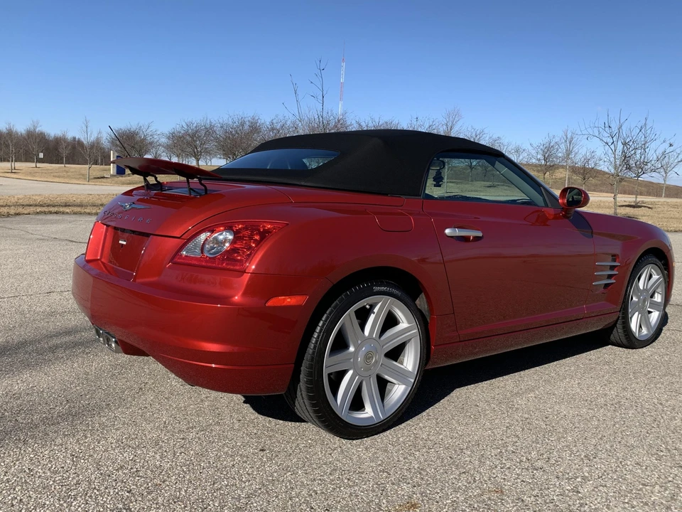 2008 Chrysler Crossfire - Image 21 of 31