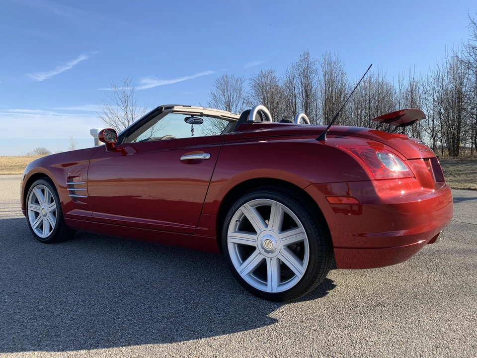 2008 Chrysler Crossfire - Image 13 of 31
