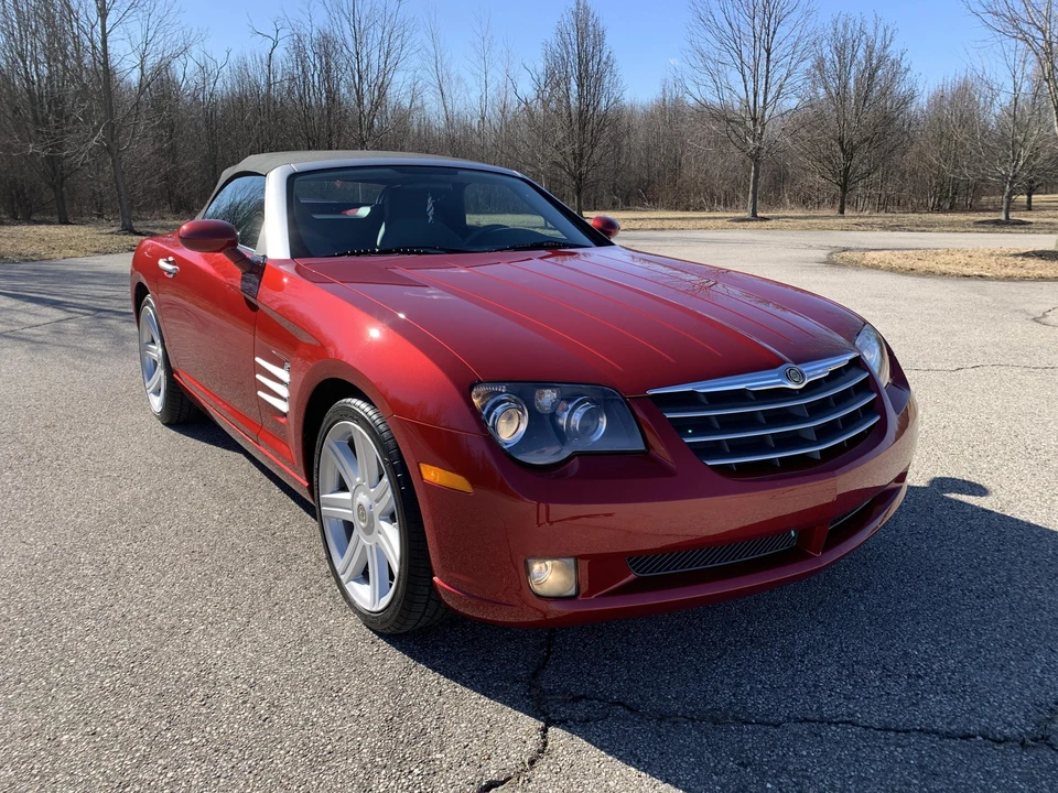 2008 Chrysler Crossfire - Image 26 of 31