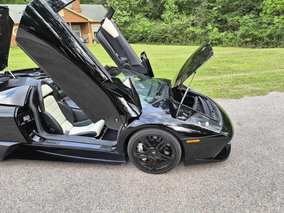 2008 Lamborghini Murcielago LP640 - Image 26 of 31