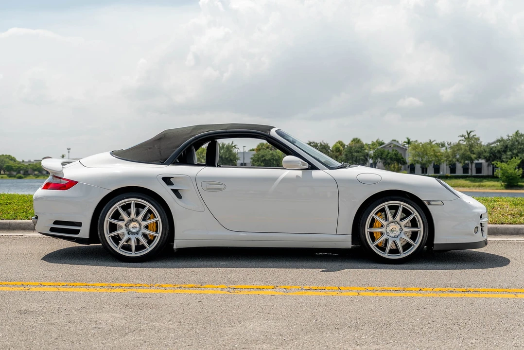 2008 Porsche 997 Turbo - Image 10 of 31