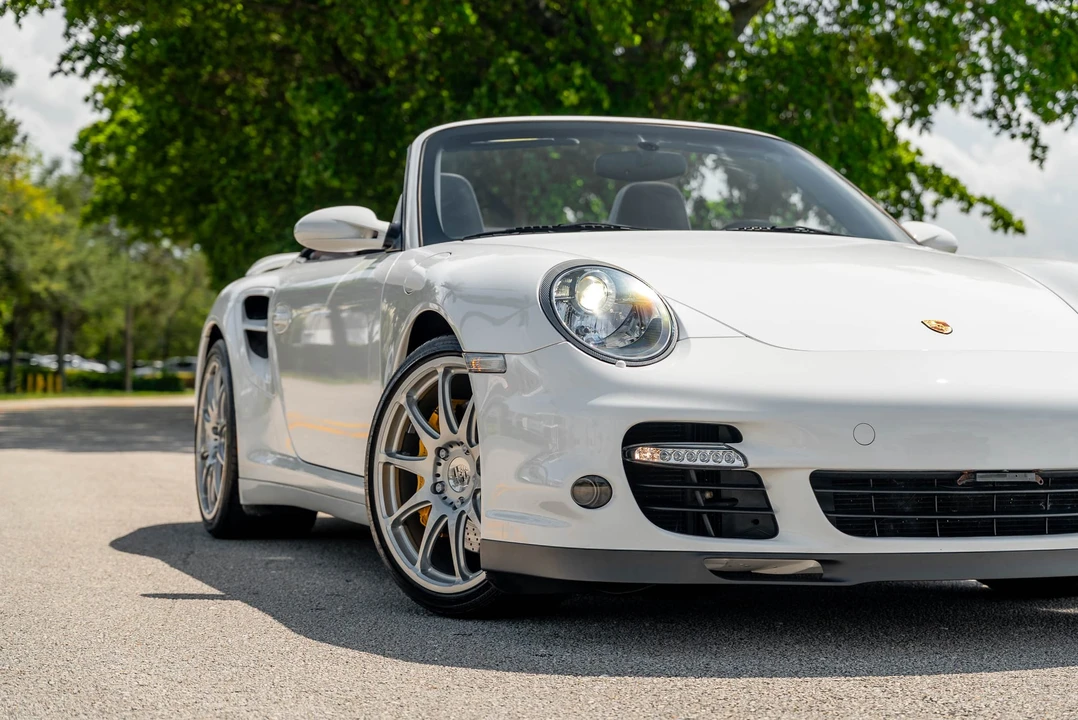 2008 Porsche 997 Turbo - Image 30 of 31