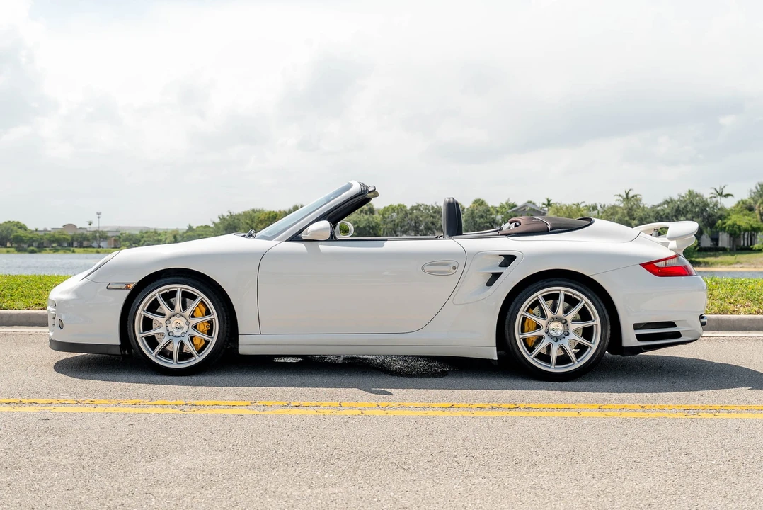2008 Porsche 997 Turbo - Image 15 of 31