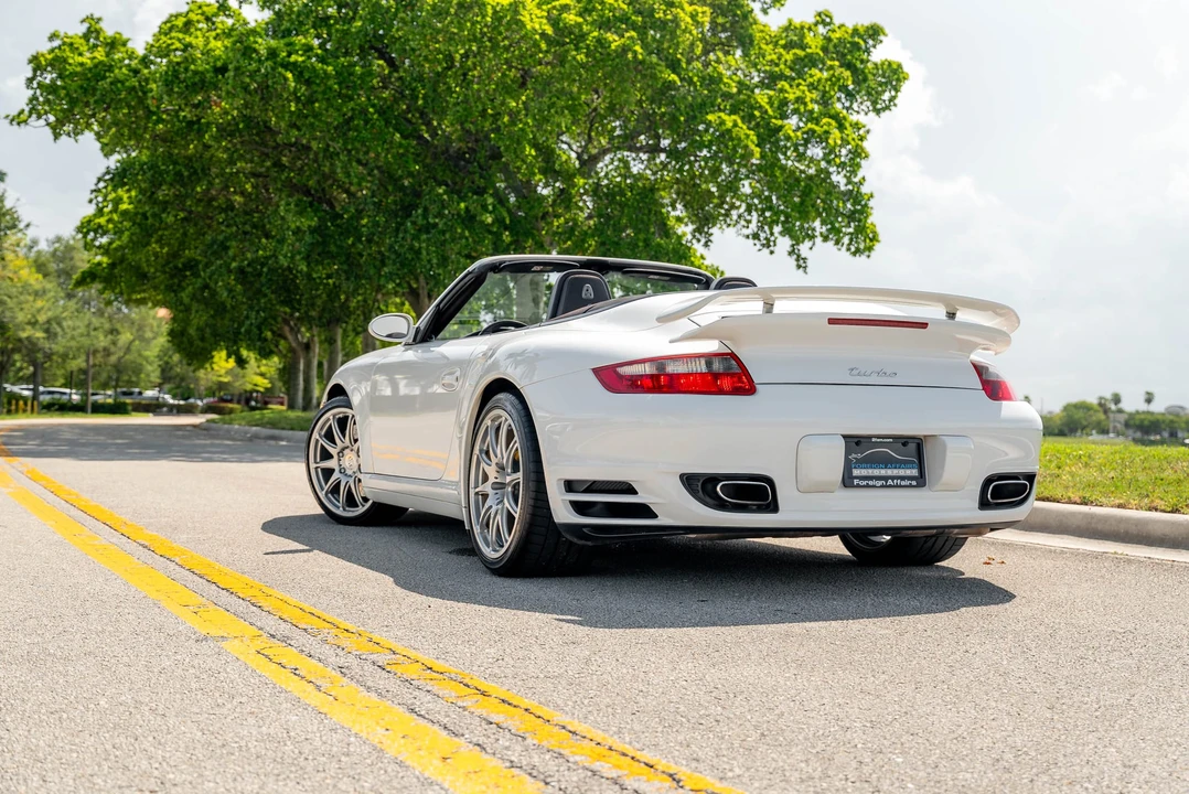2008 Porsche 997 Turbo - Image 12 of 31