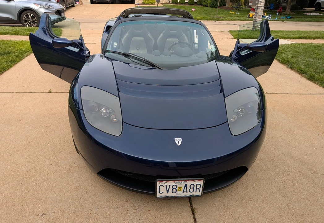 2008 Tesla Roadster - Image 3 of 31