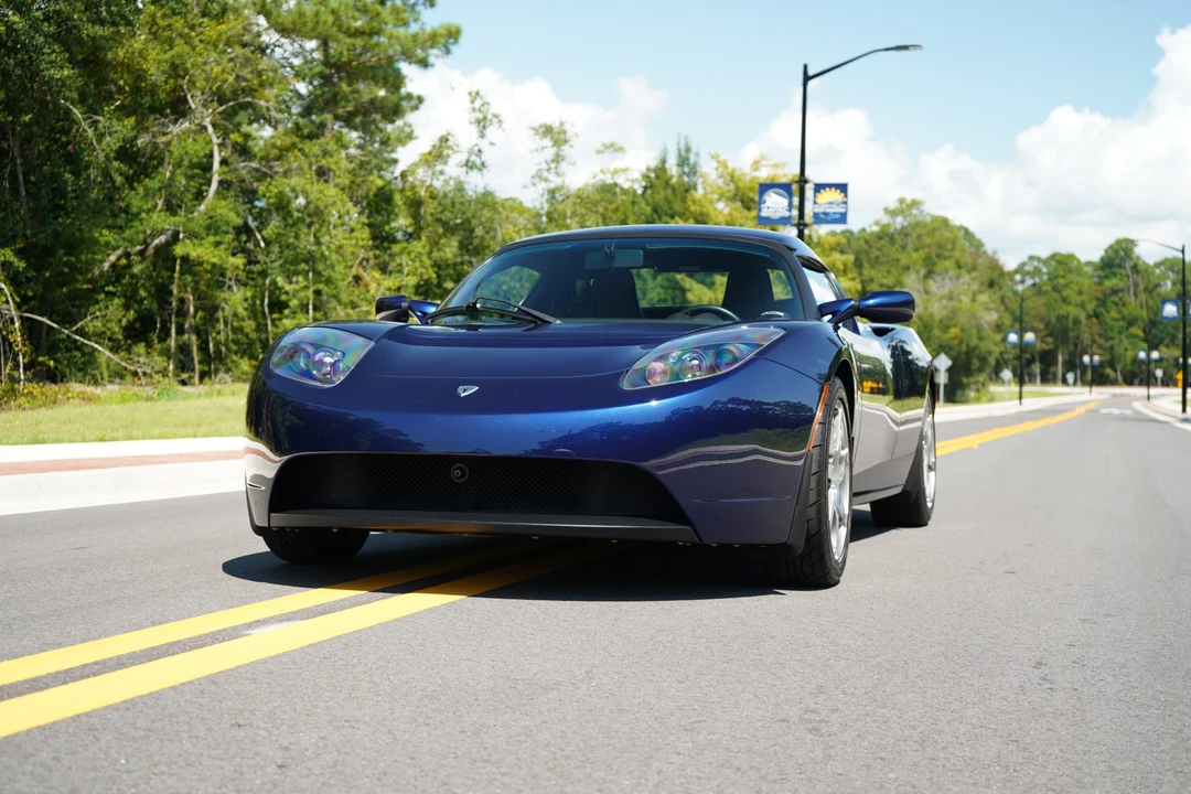 2008 Tesla Roadster - Image 2 of 31