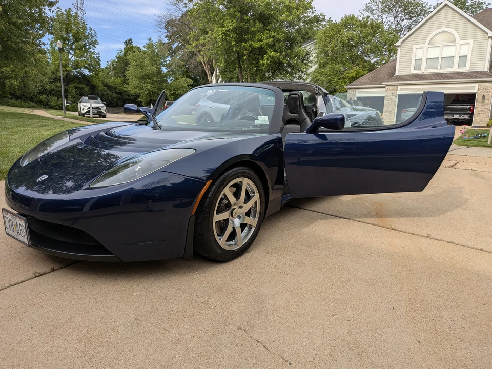 2008 Tesla Roadster - Image 26 of 31