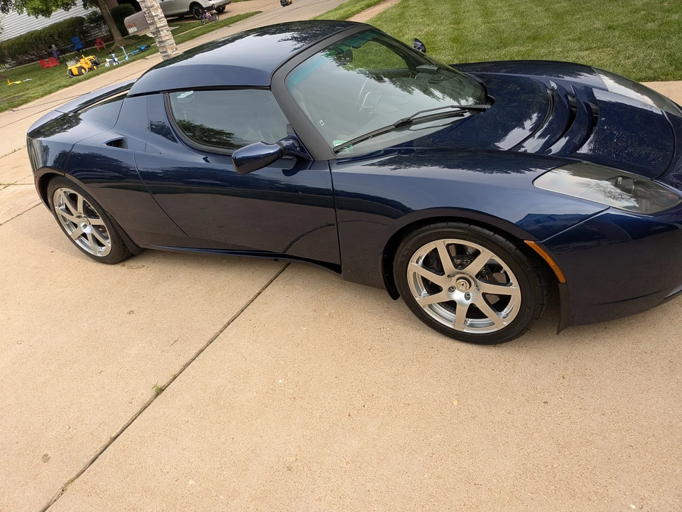 2008 Tesla Roadster - Image 20 of 31