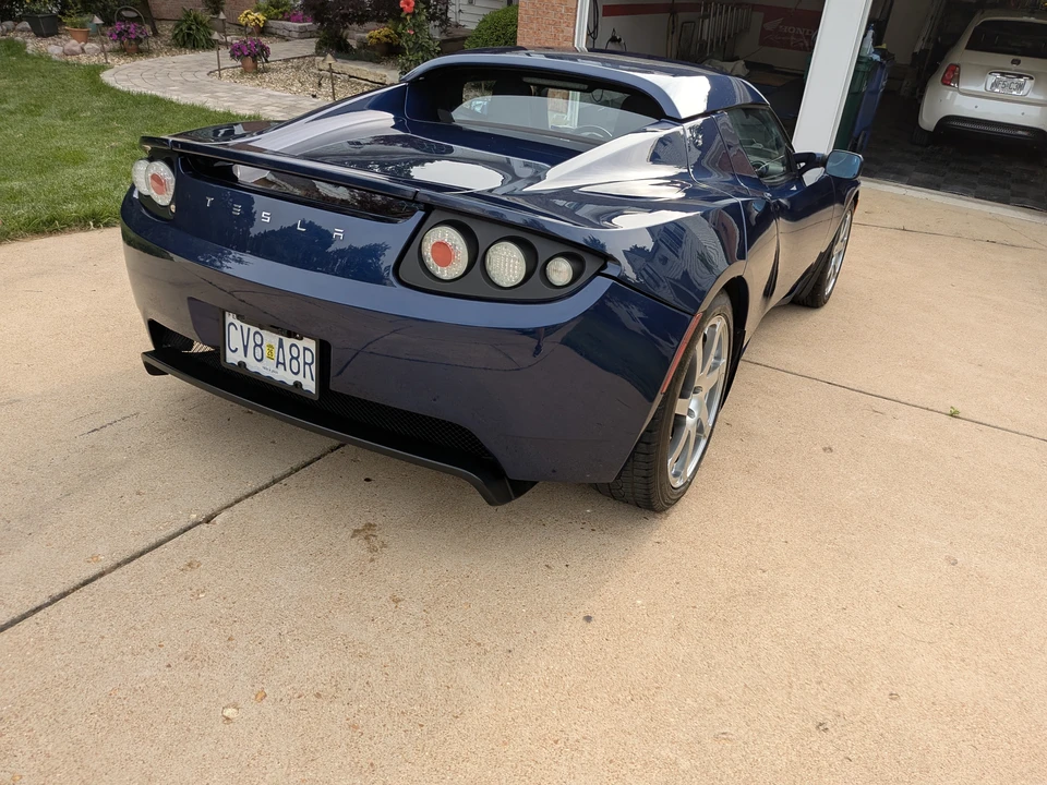 2008 Tesla Roadster - Image 15 of 31