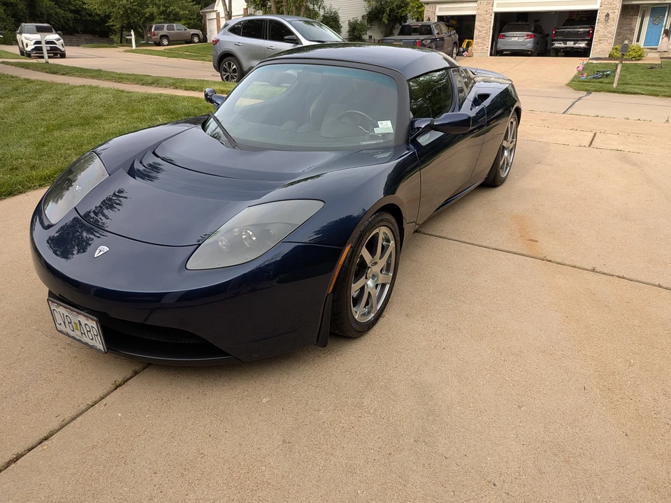 2008 Tesla Roadster - Image 7 of 31