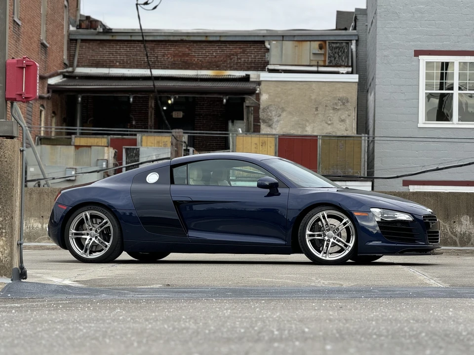 2009 Audi 42 R8 - Image 14 of 31