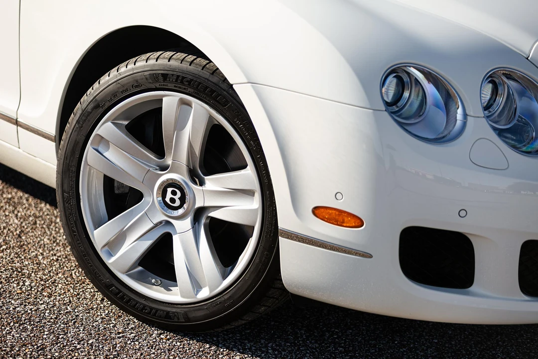 2009 Bentley Continental Flying Spur - Image 14 of 31