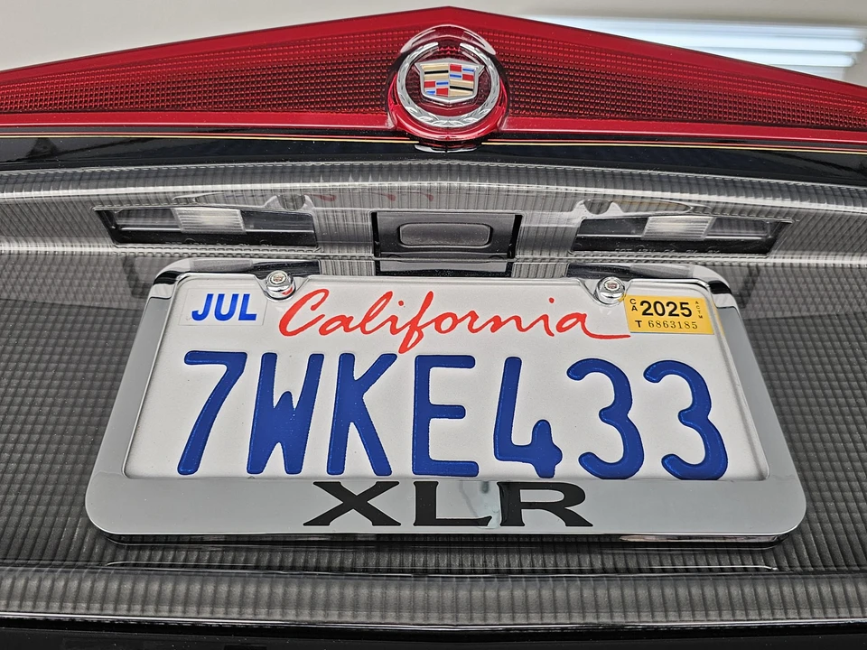 2009 Cadillac XLR-V - Image 17 of 31