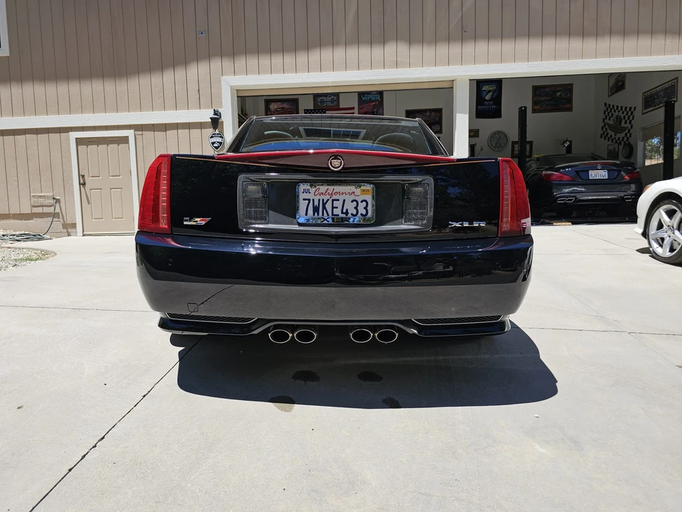 2009 Cadillac XLR-V - Image 7 of 31