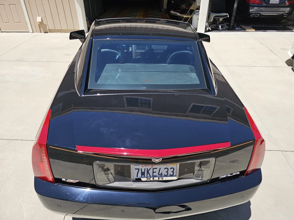 2009 Cadillac XLR-V - Image 8 of 31