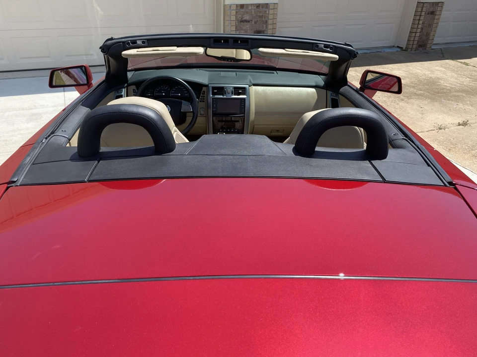 2009 Cadillac XLR-V - Image 28 of 31