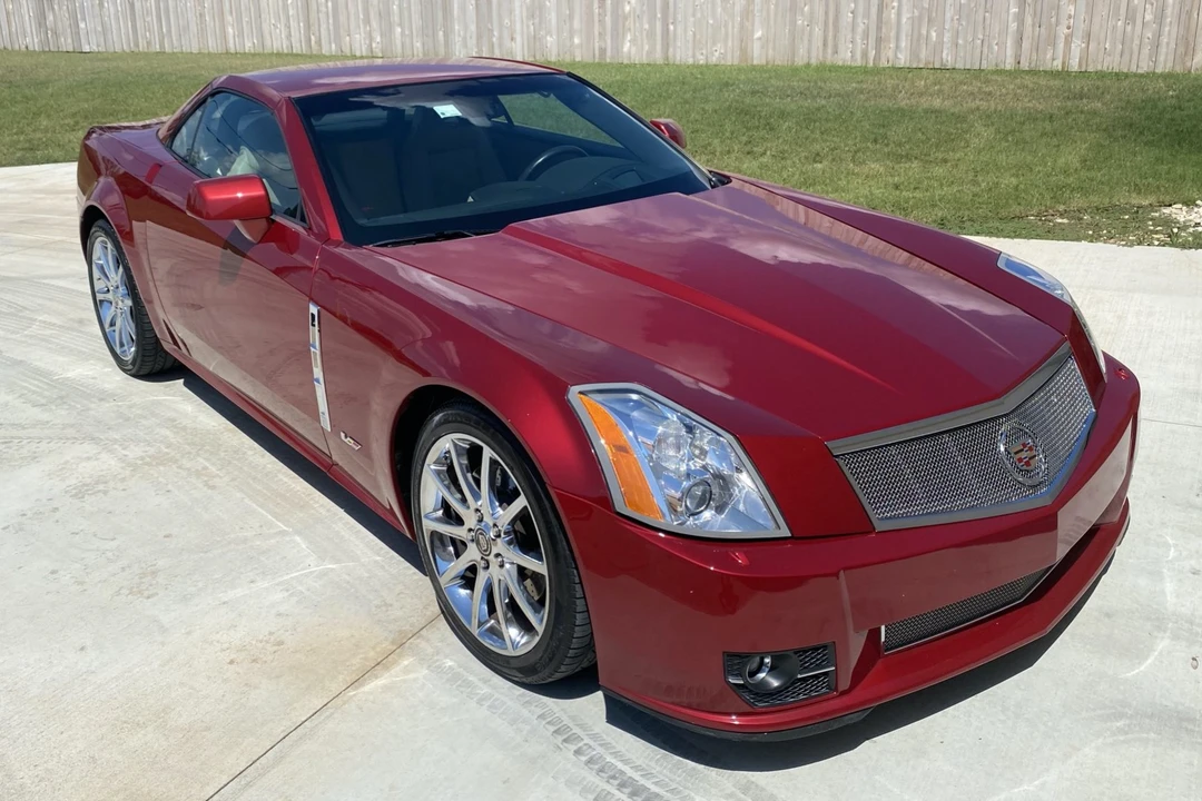 2009 Cadillac XLR-V - Image 20 of 31