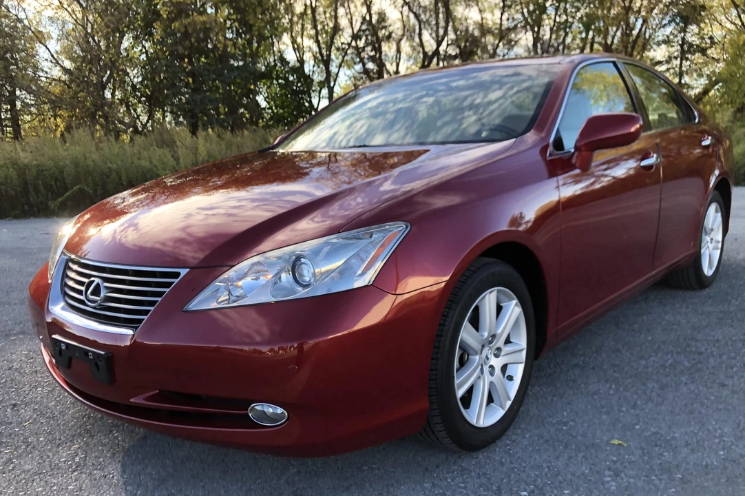 2009 Lexus ES 5th Gen - Image 5 of 31