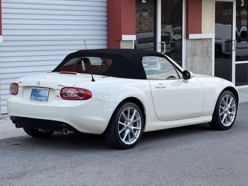 2009 Mazda NC MX-5 Miata - Image 11 of 31